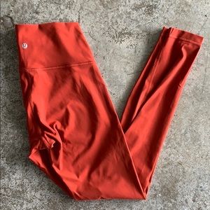 Lululemon Wunder Under 25” Rust - Size 6 Luxtreme